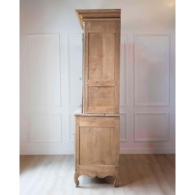 19th Century French Early 19th Century Provincial Oak Buffet Deux Corps For Sale - Image 5 of 14