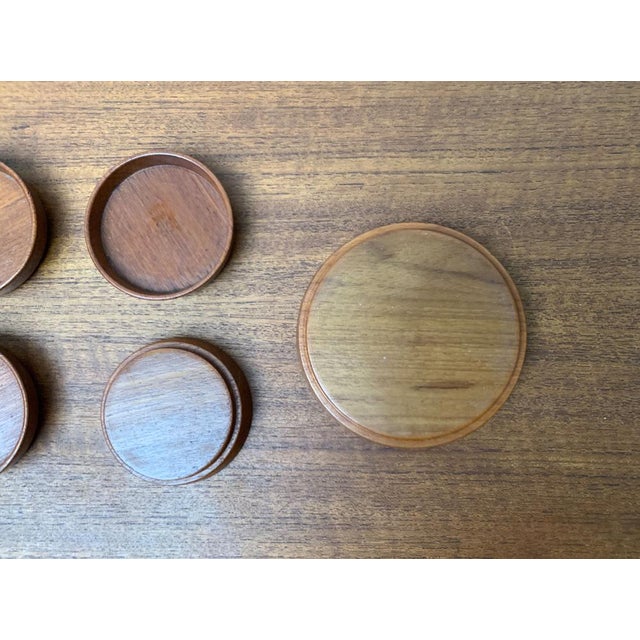Brown Mid-Century Wooden Bowls, 1960s, Set of 7 For Sale - Image 8 of 15