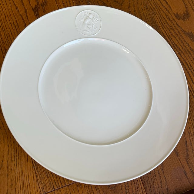 This "Arkadia" dinner service from KPM was designed by Trude Petri in 1938 to mark the 175th anniversary of the famous...