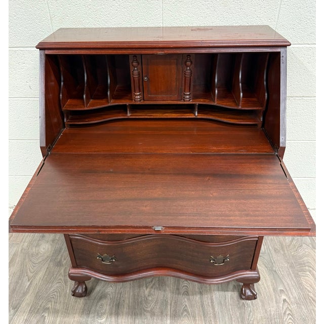 Chippendale Vintage Chippendale Style Slant Front Fall Front Mahogany Secretary Desk For Sale - Image 3 of 17