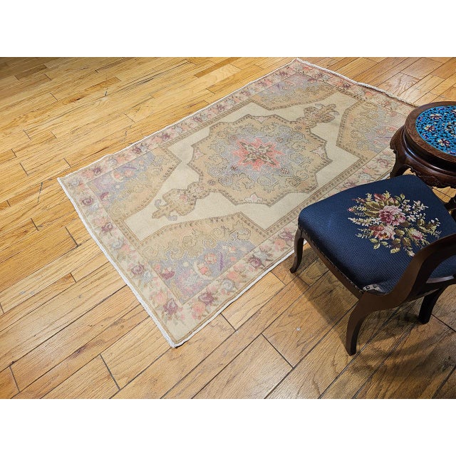 Vintage Turkish Oushak Area Rug, Hand Knotted Wool, Ivory & Pink, 5' x 7' For Sale In Chicago - Image 6 of 17