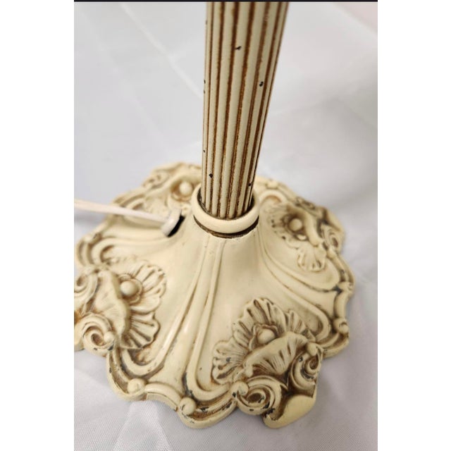 Miller Lamp Company 1920s Attributed to Miller Polychrome Slag Glass Boudoir Lamp For Sale - Image 4 of 10