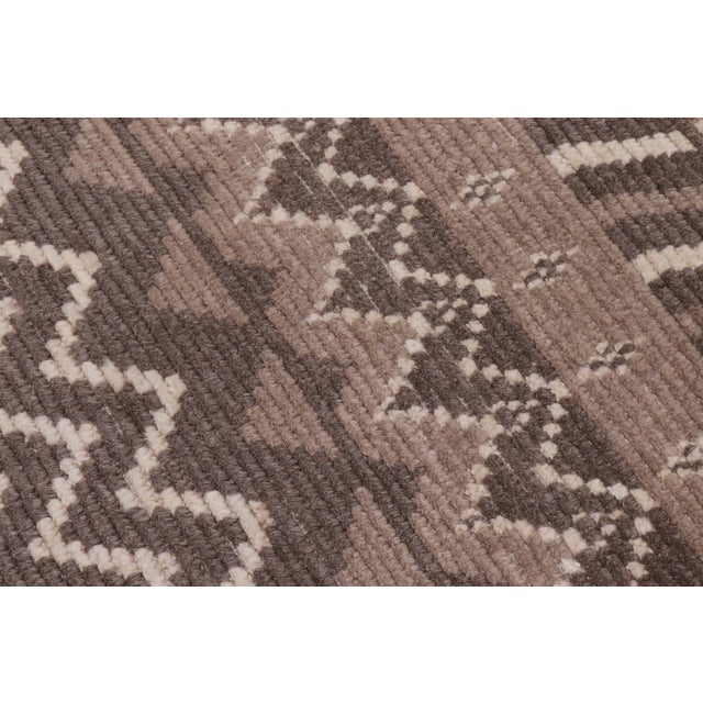 Boho Chic Brown/Beige High Low Wool Rug - 8'9'' X 12'3'' For Sale - Image 4 of 9