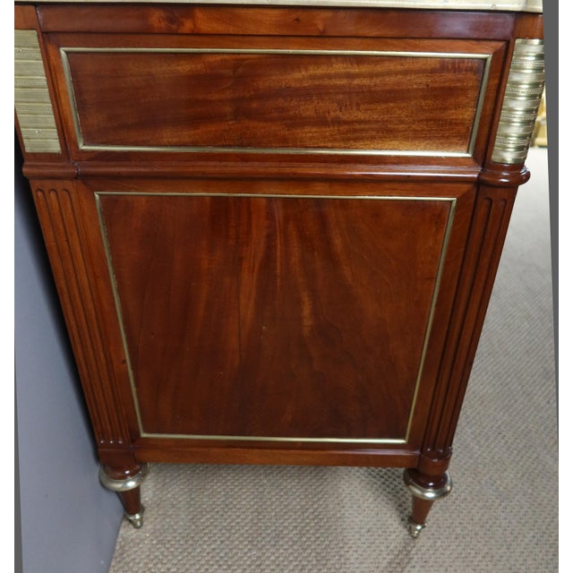 Louis XVI Chest of Drawers in Mahogany For Sale - Image 11 of 15