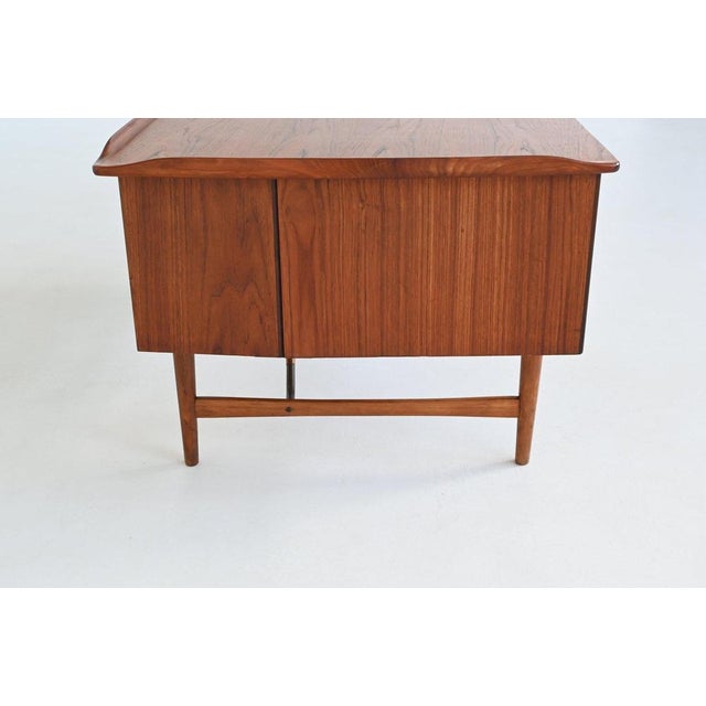 Boomerang Writing Desk in Teak by Peter Løvig Nielsen, 1960 For Sale - Image 17 of 18