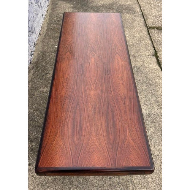 Mid-Century Modern 1950s Scandinavian Modern J. Linde Rosewood Extending Coffee Table – Restored Beauty For Sale - Image 3 of 11