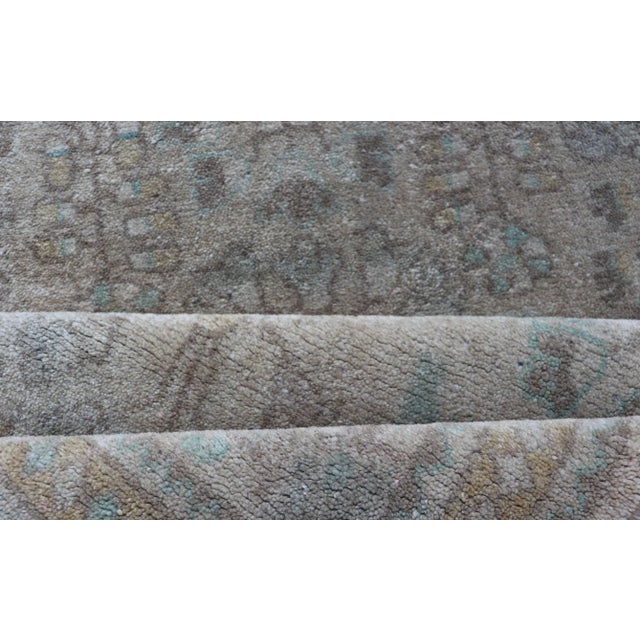 Neutral and Earth Tone Vintage Persian Lilihan Rug With Medallion in Taupe For Sale - Image 11 of 12