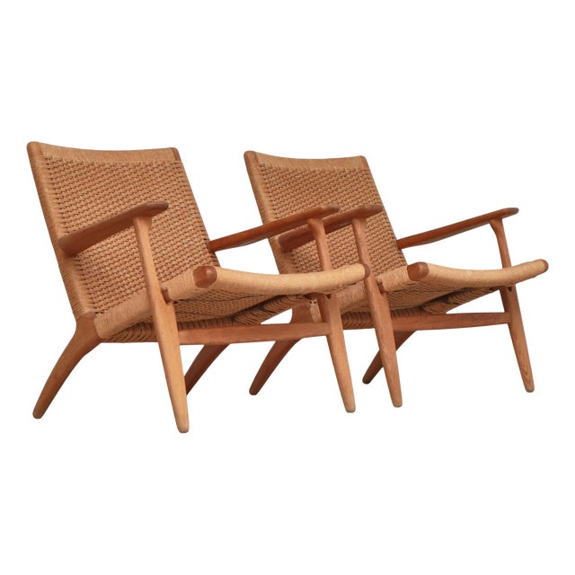 Early Edition CH25 Lounge Chairs in Oak and Papercord by Hans J. Wegner, 1960s, Set of 2 For Sale