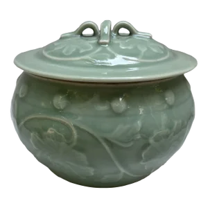 Chinese Porcelain Celadon Lidded Pot