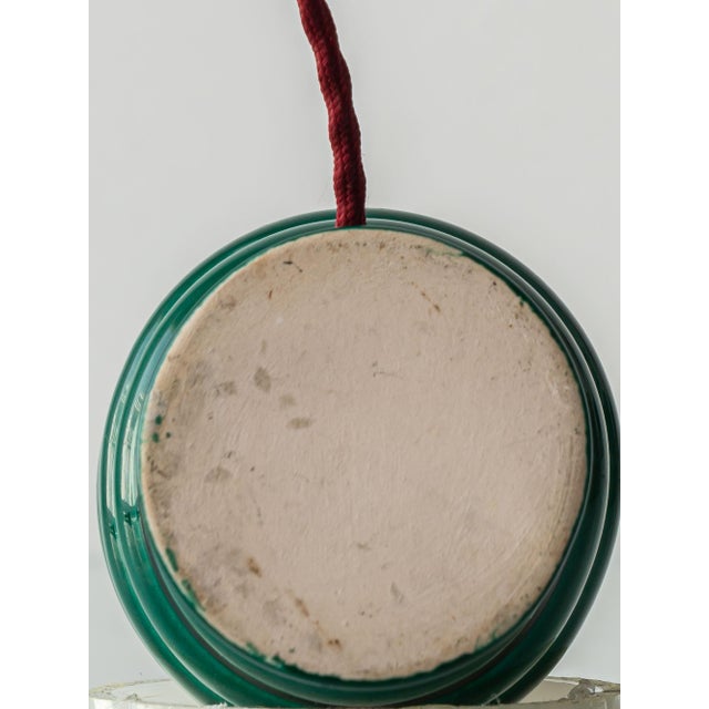 Art Deco French Emerald Green Ceramic Table Lamp with Ruby Silk Shade, 1930s For Sale - Image 12 of 14