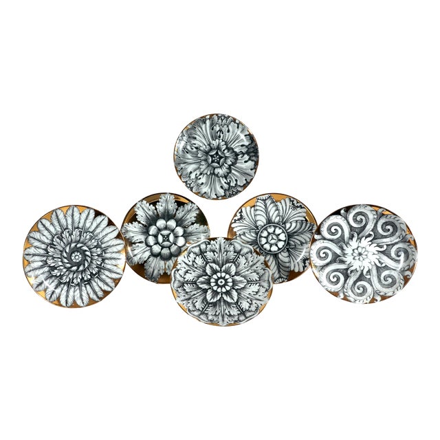 Vintage Set of Six Piero Fornasetti Porcelain Rosoni Pattern Plates Depicting Rosettes For Sale