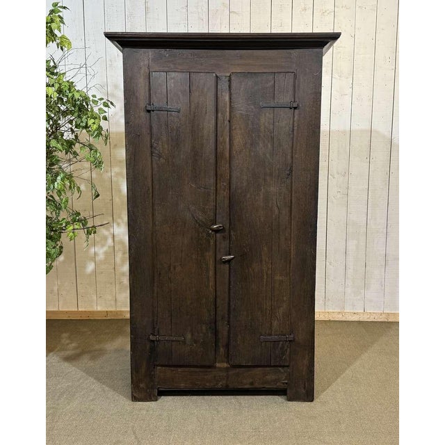 19th Century Breton Oak and Chestnut Entryway Cabinet For Sale - Image 14 of 18