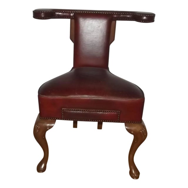 Antique English Reading or Cockfighting Chair, Late 19th Century For Sale