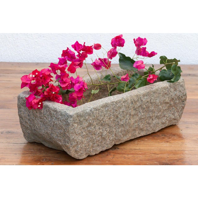 Early 20th Century Kathmandu Valley Granite Basin Vessel For Sale - Image 5 of 5