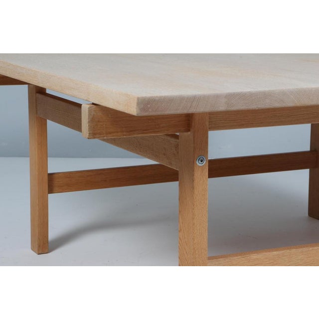 Coffee Table in Oak by Hans J. Wegner for PP Møbler, 2000s For Sale - Image 3 of 7