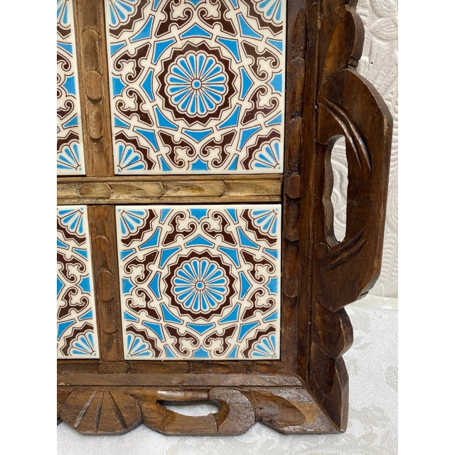 1960s Vintage Hand Carved Wood Talavera Tiles Mexico Charcuterie Tray For Sale - Image 5 of 8
