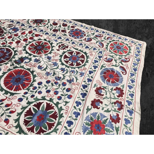 Art Deco Queen Size Bedspread, Suzani Bedding With Floral Circles