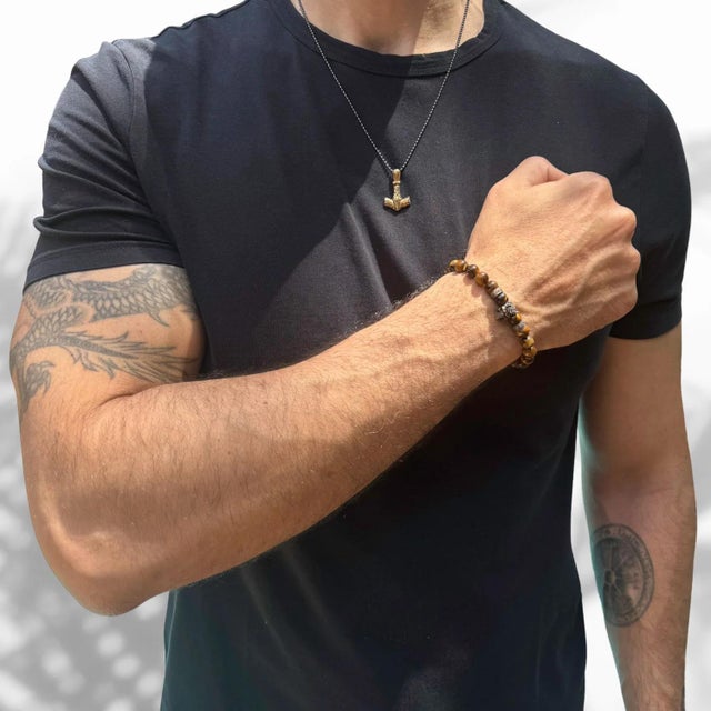 King Skull Tiger's Eye Stone Beaded Bracelet For Sale - Image 4 of 7