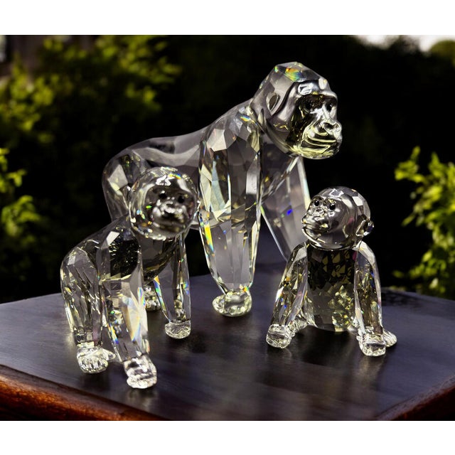 Black SCS Annual Edition 2009 Gorillas Family from Swarovski, Set of 3 For Sale - Image 8 of 18