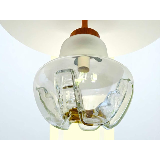Mid-Century Wood and Art Glass Pendant in the style of Mazzega, 1960s For Sale - Image 4 of 10