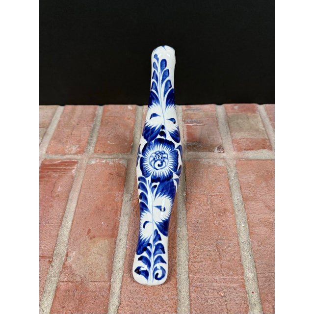 Mexican Folk Art Blue & White Pottery Bird For Sale - Image 4 of 7