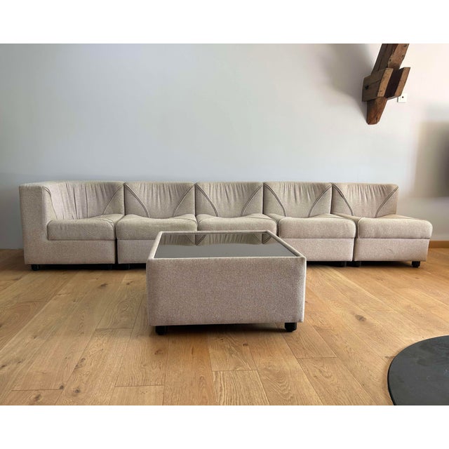Vintage Modular Armchairs and Coffee Table in Beige and Brown Wool, Germany, 1970s, Set of 6 For Sale - Image 10 of 18