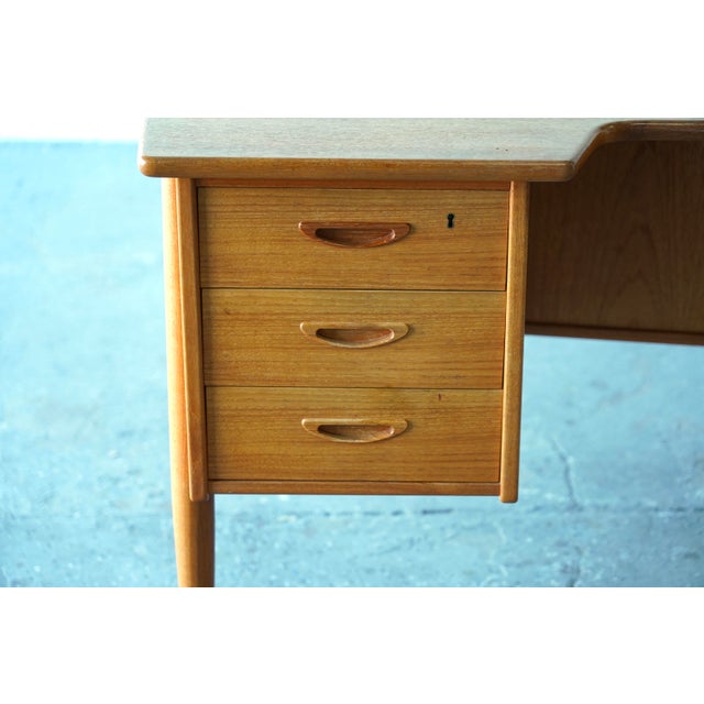 1960s Göran Strand for Lelångs Möbelfabrik, Model A10 Mid-Century Modern Swedish Teak Desk For Sale - Image 10 of 11