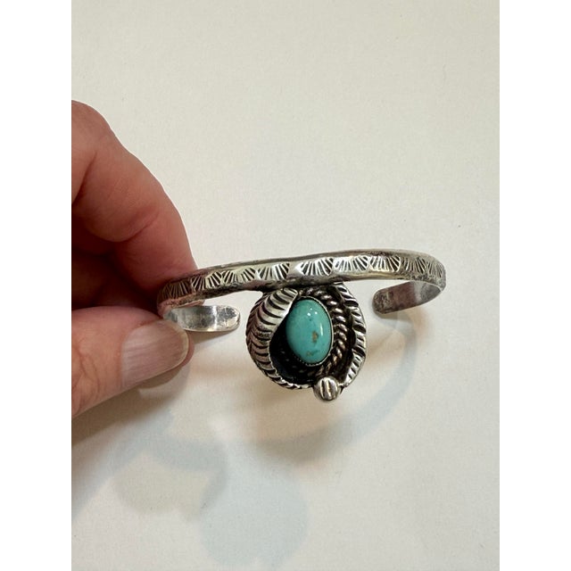 Turquoise Vintage Southwest Navajo Style Sterling Silver Stamped Turquoise Leaf Cuff Bracelet For Sale - Image 8 of 8