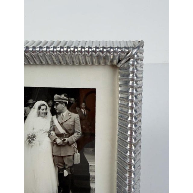 1950s Mid-Century Modern Italian Embossed Tin Tabletop Picture Frame, 1930s For Sale - Image 5 of 18