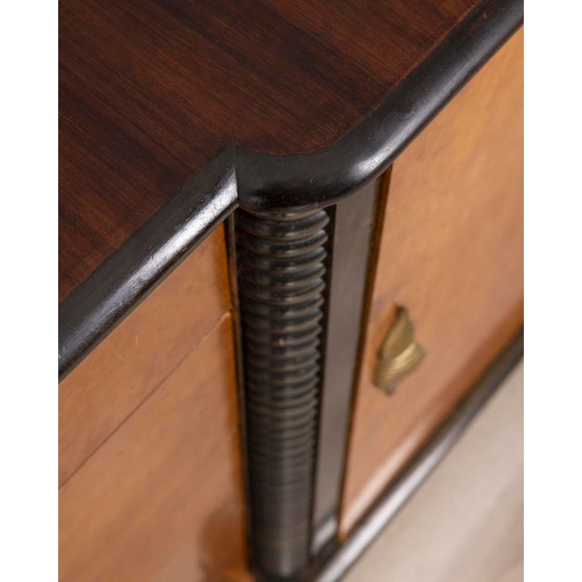 Vintage Art Deco Italian Sideboard in Wood and Glass For Sale - Image 4 of 13