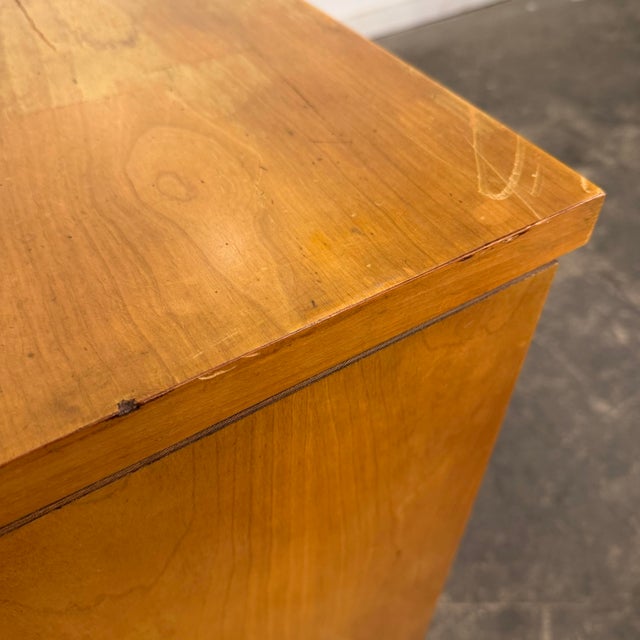 Widdicomb Mid Century John Widdicomb Walnut Sideboard Chest With Sliding Doors For Sale - Image 4 of 10