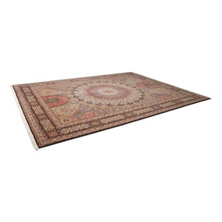 Middle Eastern Rug in Pure Wool For Sale