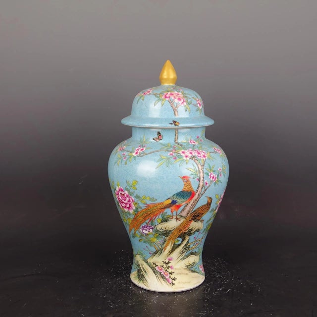 Chinese Vintage Ceramic Pot,Qing Dynasty Qianlong Marked Blue Ground Color Enamel Porcelain Ginger Jar Hand Painted Flower and Bird Pattern For Sale In Seattle - Image 6 of 6