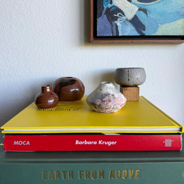 Here is very cute hand-thrown stoneware ceramic bowl with a Shino speckled glaze over a dark clay body. Though the glaze...