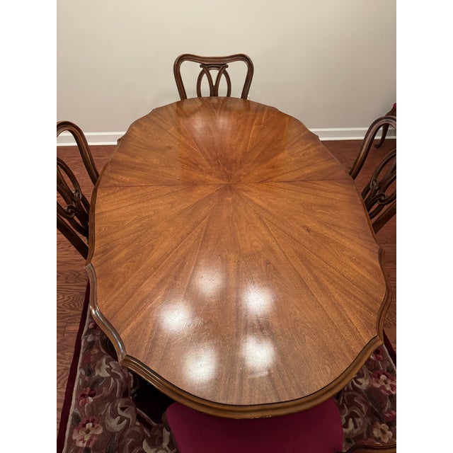 1960s 1960s Thomasville Louis XV French Provincial Dining Table and Chairs For Sale - Image 5 of 5