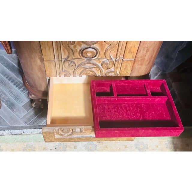 Italian Modern Sculptural Eight Drawer Chest With Travertine Top & Removable Velvet Jewelry Trays, c.1970 For Sale - Image 4 of 6