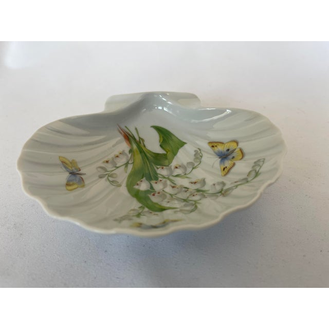 Mid 20th Century Mid 20th Century Limoges French Porcelain Sea Shell Dish W/ Hand Painted Lily-of-the-Valley Motif For Sale - Image 5 of 11