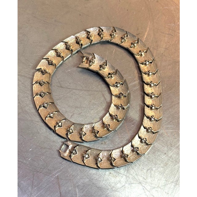 Silver Tone Egyptian Style Zigzag Collar Necklace For Sale - Image 4 of 5