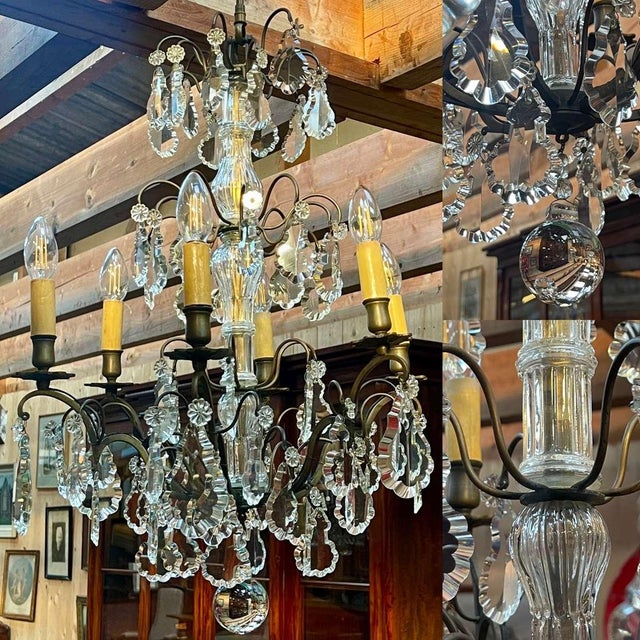 6-light chandelier in bronze and cut crystal, early 20th century work. H=80cm, Diam=50cm. Up to 250V (Europe/UK...