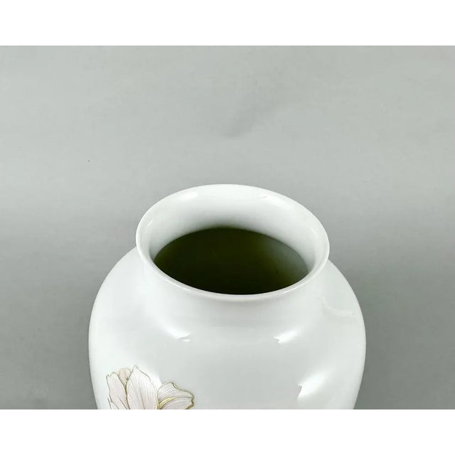 Vintage Vase with Lid by Kaiser Eleonore Series Design k.nossek, Germany, 1980s For Sale - Image 6 of 7