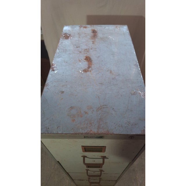 Gray Industrial Metal Filing Cabinet with Drawers by Y.A. Chauvin, Paris, France, 1940s For Sale - Image 8 of 11