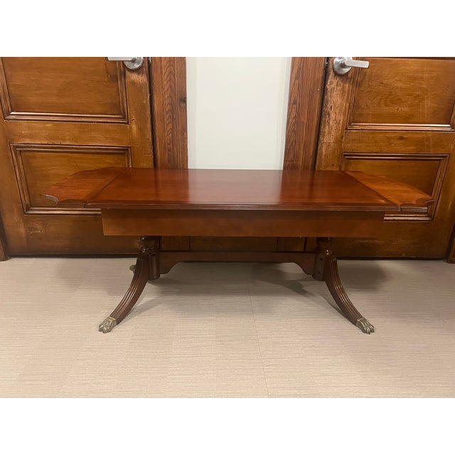 Traditional Late 20th Century Bombay Company Mahogany Drop Leaf Duncan Phyfe Style Coffee Table Console For Sale - Image 3 of 5