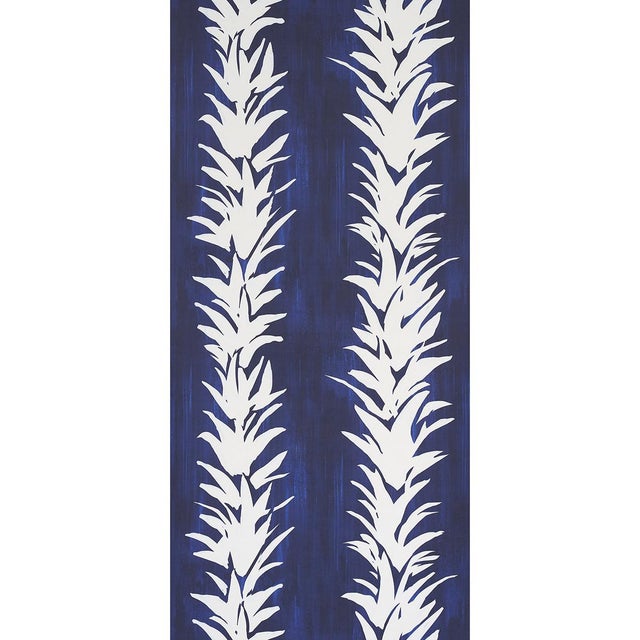 Inspired by paper cutouts, Backdrop’s White Lotus wallpaper offer a fresh take on a traditional botanical. This mid-scale...