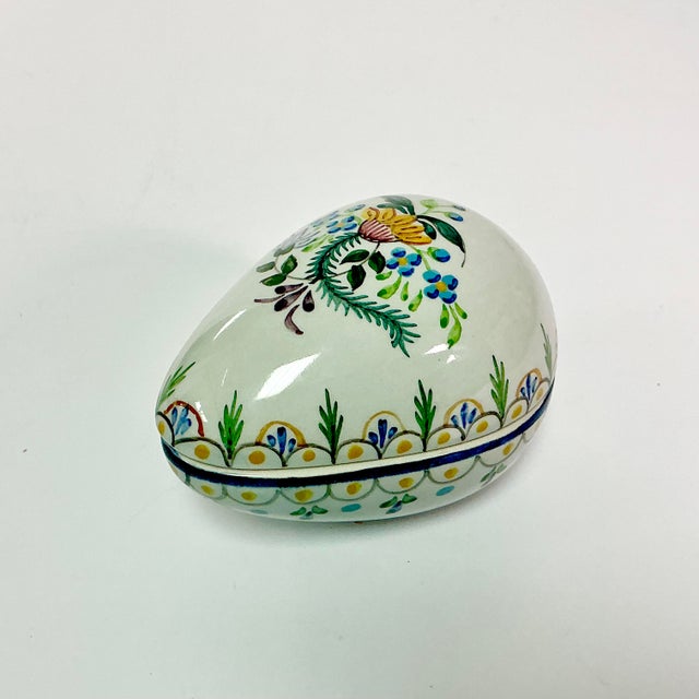 1950s Vintage Mediterranean Art Nouveau Porcelain Egg Box, Portuguese For Sale - Image 15 of 16