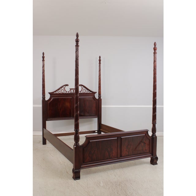 Traditional Thomasville Queen Size Mahogany Poster Bed For Sale - Image 3 of 18
