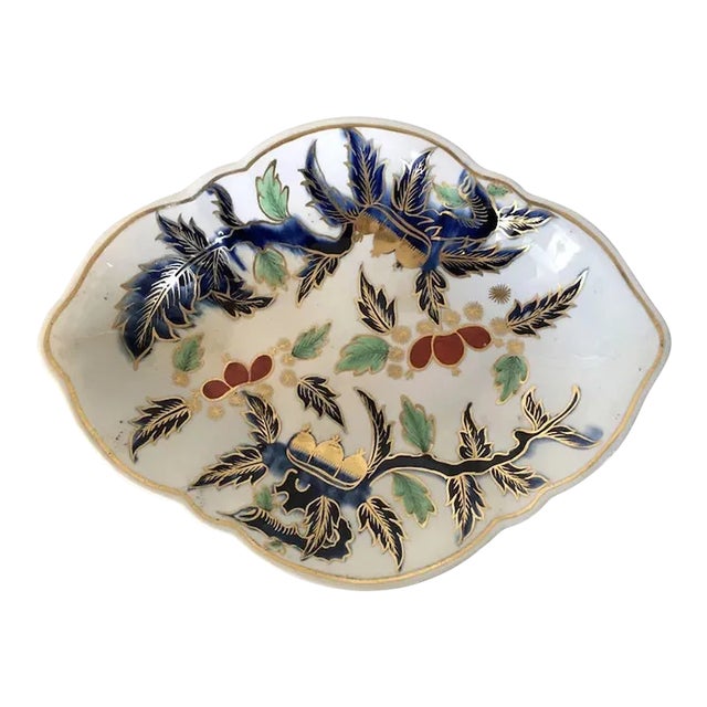Antique 18th Century English Duesbury Derby Kakiemon Imari Porcelain Oval Plate Decorated with Chestnuts For Sale