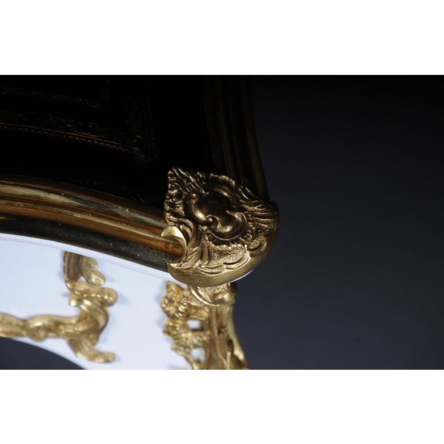 20th Century Louis XV White Writing Desk For Sale - Image 14 of 18