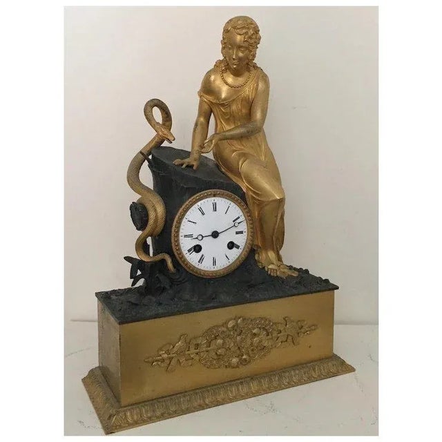 Figurative Antique Early 19th Century French Empire Gilt & Patinated Bronze Figural Mantel Clock Depicting Eve With a Serpent For Sale - Image 3 of 11