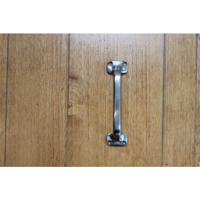 Centers: 5 1/2", Length: 6", Projection: 1 1/8" Includes all necessary installation hardware