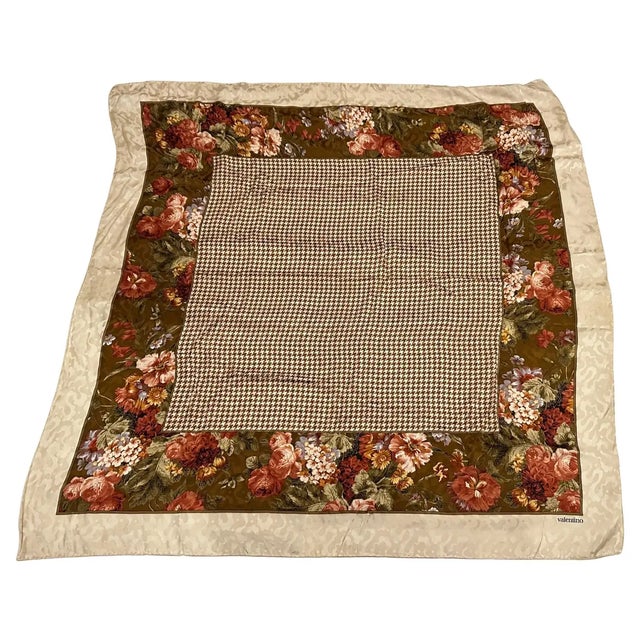 Valentino 1980s Classic Floral & Houndstooth Design Silk Italian Square Scarf by Valentino For Sale - Image 4 of 14